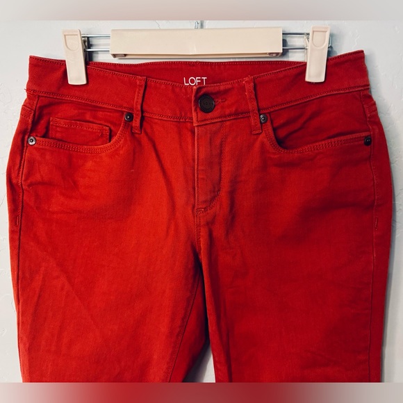 Ann Taylor Jeans Curvy Fit Skinny Jeans Red Washed Color Denim SZ 2 - Like NEW! - Picture 6 of 16